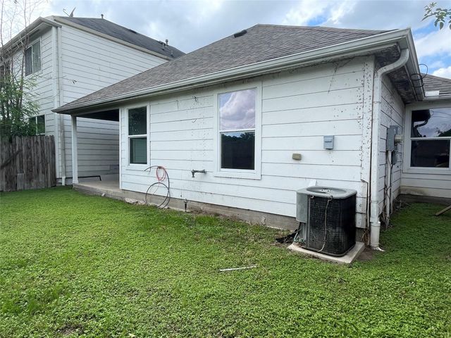 811 Forest Hillside Lane, Houston, TX 77067
