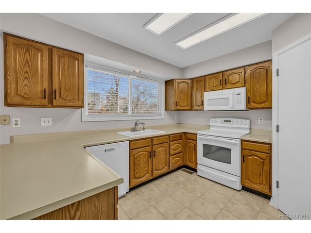 9390 Yale Ln, Highlands Ranch, CO 80130