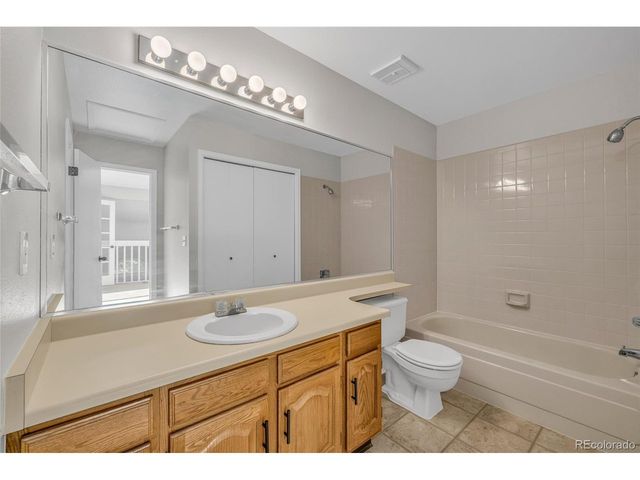 9390 Yale Ln, Highlands Ranch, CO 80130