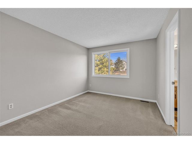 9390 Yale Ln, Highlands Ranch, CO 80130