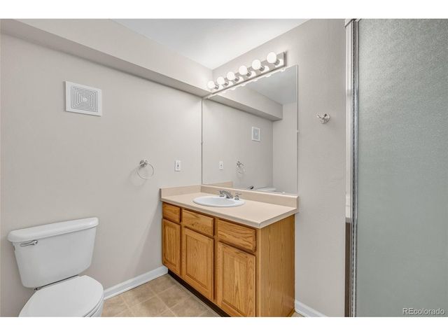 9390 Yale Ln, Highlands Ranch, CO 80130