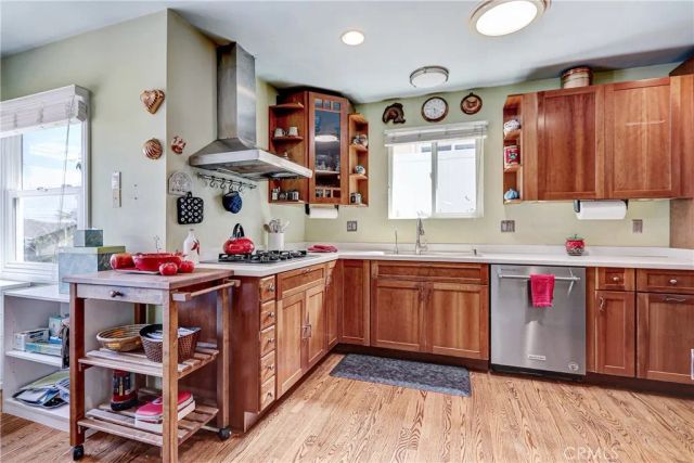 126 Calle De Arboles, Torrance, CA 90277