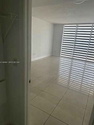 1750 N Bayshore Dr 5008, Miami, FL 33132