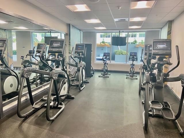 1750 N Bayshore Dr 5008, Miami, FL 33132