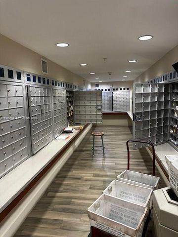 1750 N Bayshore Dr 5008, Miami, FL 33132