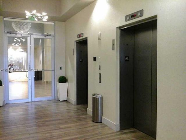 1750 N Bayshore Dr 5008, Miami, FL 33132