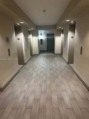 1750 N Bayshore Dr 5008, Miami, FL 33132