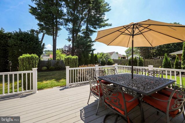 109 BURLINGTON AVE, Voorhees, NJ 08043