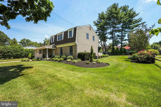 109 BURLINGTON AVE, Voorhees, NJ 08043