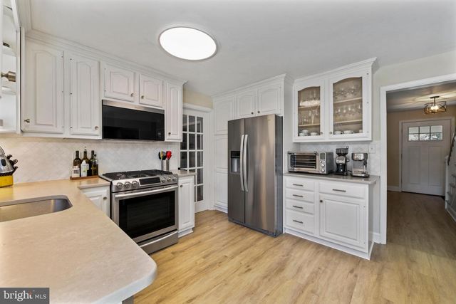 109 BURLINGTON AVE, Voorhees, NJ 08043