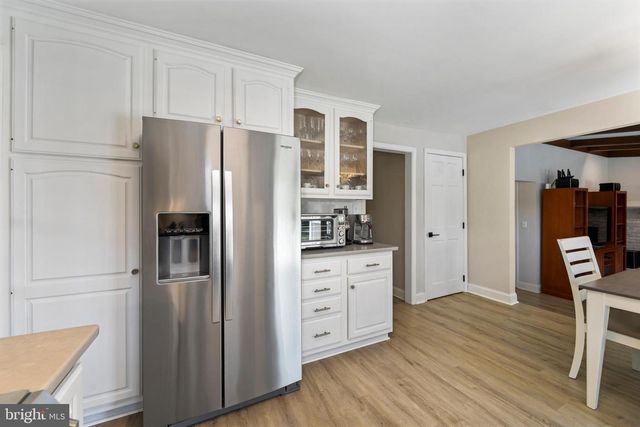 109 BURLINGTON AVE, Voorhees, NJ 08043