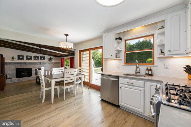 109 BURLINGTON AVE, Voorhees, NJ 08043