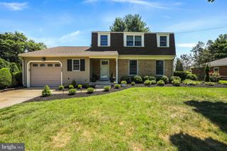 109 BURLINGTON AVE, Voorhees, NJ 08043