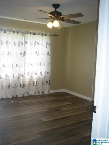 209 N 15TH STREET N, Clanton, AL 35045