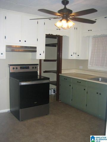 209 N 15TH STREET N, Clanton, AL 35045