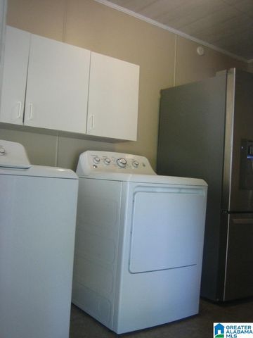 209 N 15TH STREET N, Clanton, AL 35045