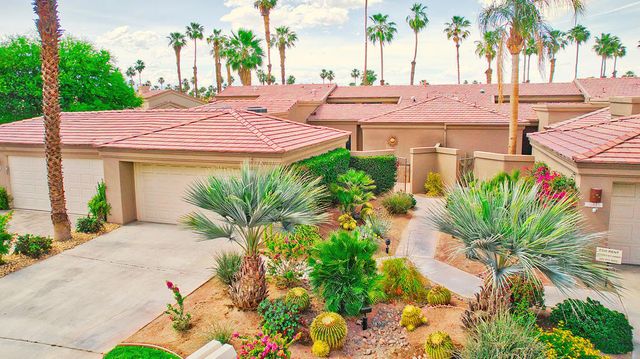 76438 Sweet Pea Way, Palm Desert, CA 92211