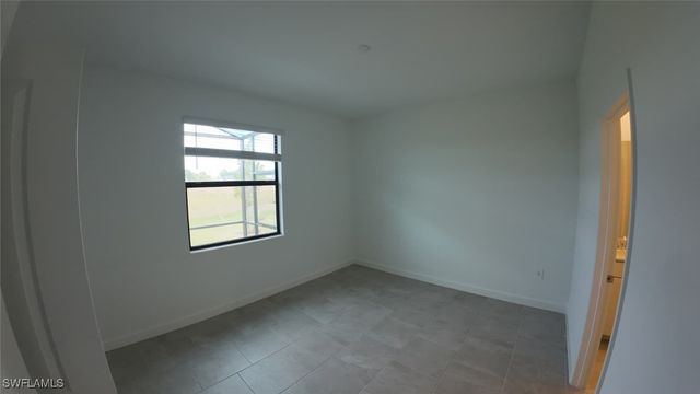 19552 Hinkley DR, Estero, FL 33928