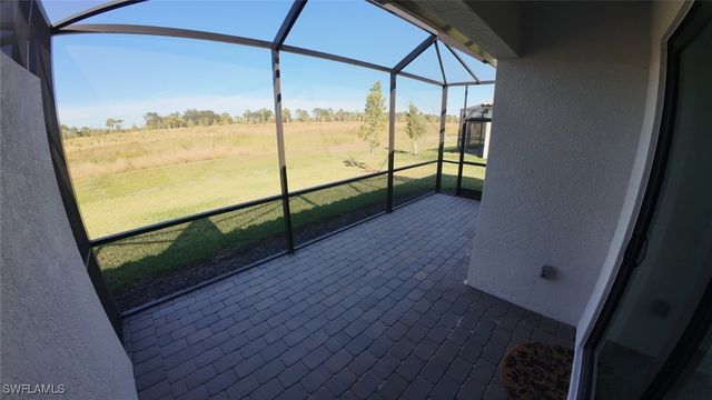 19552 Hinkley DR, Estero, FL 33928