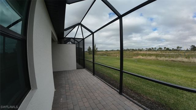 19552 Hinkley DR, Estero, FL 33928