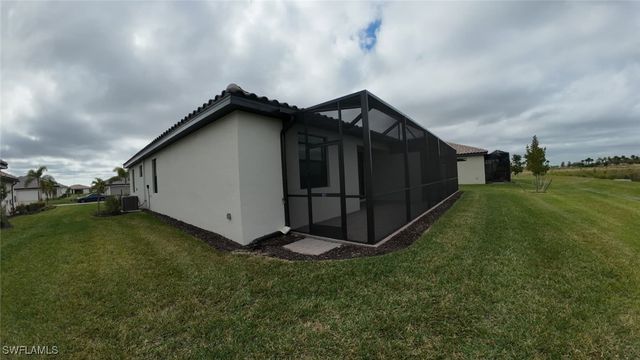 19552 Hinkley DR, Estero, FL 33928