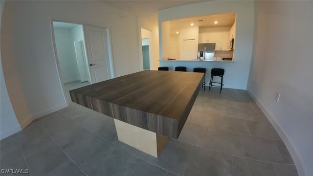 19552 Hinkley DR, Estero, FL 33928