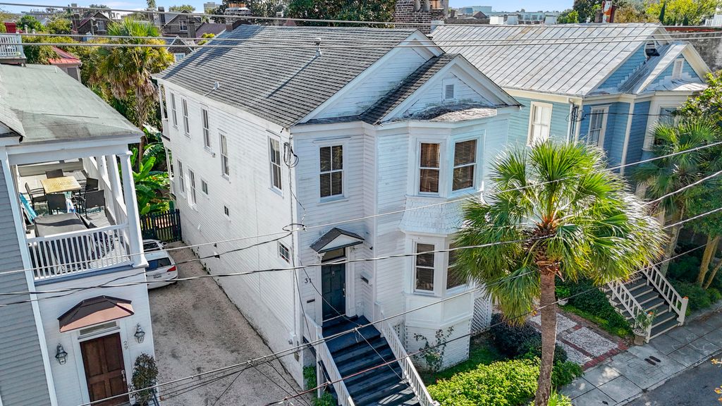 31 Society Street, Charleston, SC 29401