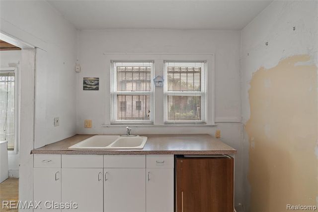 2676 W W. Grand Blvd. Boulevard, Detroit, MI 48208