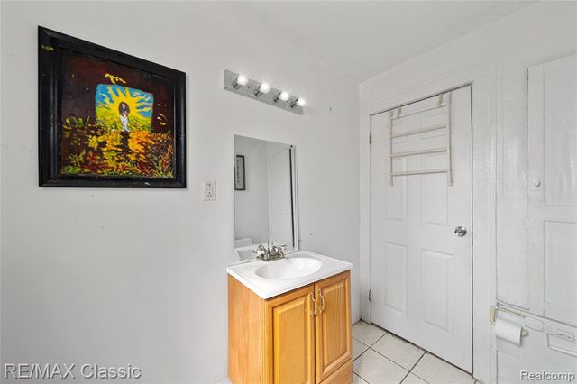 2676 W W. Grand Blvd. Boulevard, Detroit, MI 48208