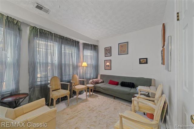 2676 W W. Grand Blvd. Boulevard, Detroit, MI 48208