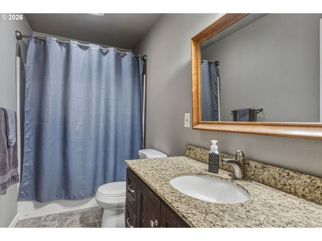 800 N 23RD Ave, Kelso, WA 98626
