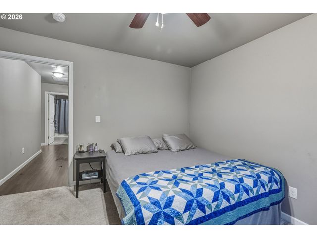 800 N 23RD Ave, Kelso, WA 98626