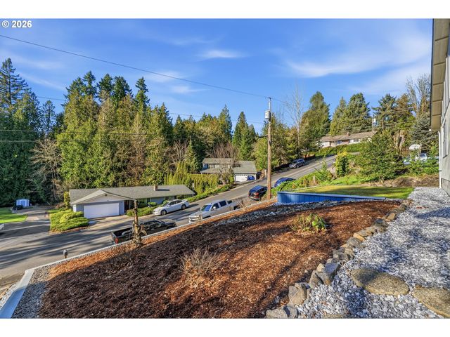 800 N 23RD Ave, Kelso, WA 98626