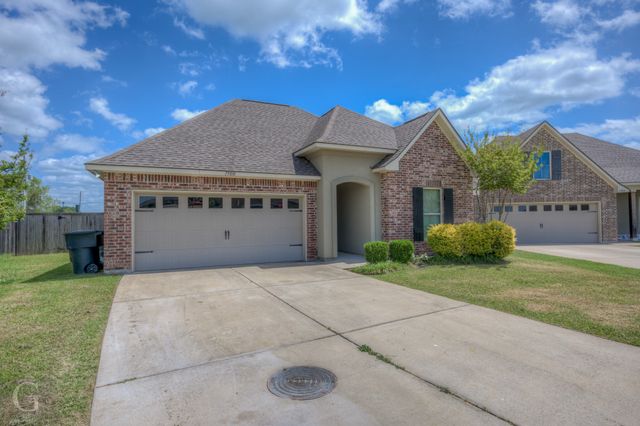 1900 Valdemar Place, Bossier City, LA 71112