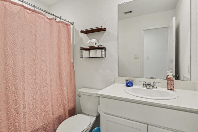 731 Mockingbird Passage Drive, Beasley, TX 77417