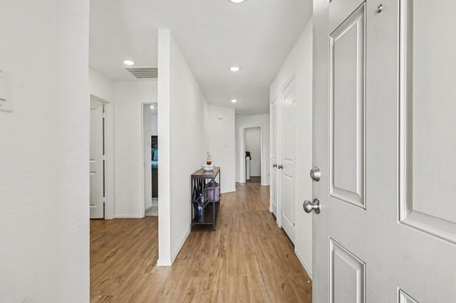 731 Mockingbird Passage Drive, Beasley, TX 77417