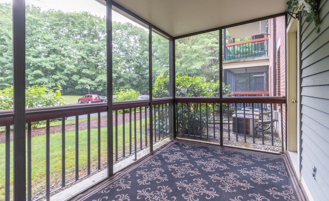 770 Salisbury Street 511, Worcester, MA 01609