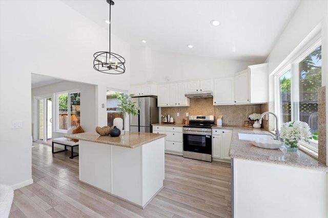 498 Curie Drive, San Jose, CA 95123