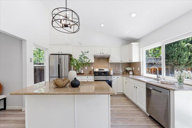 498 Curie Drive, San Jose, CA 95123