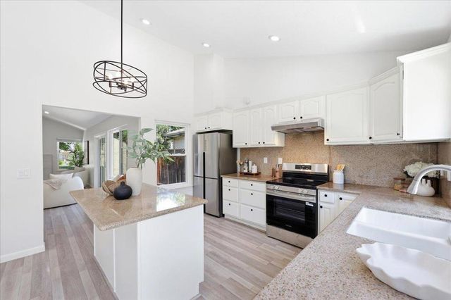 498 Curie Drive, San Jose, CA 95123