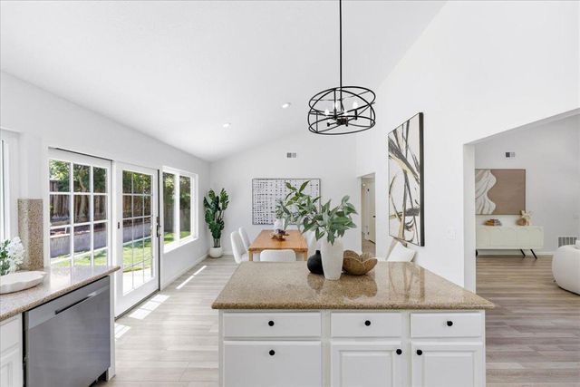 498 Curie Drive, San Jose, CA 95123
