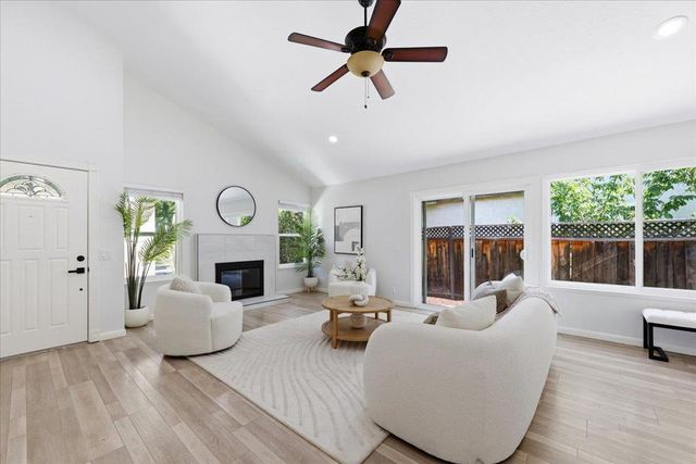 498 Curie Drive, San Jose, CA 95123