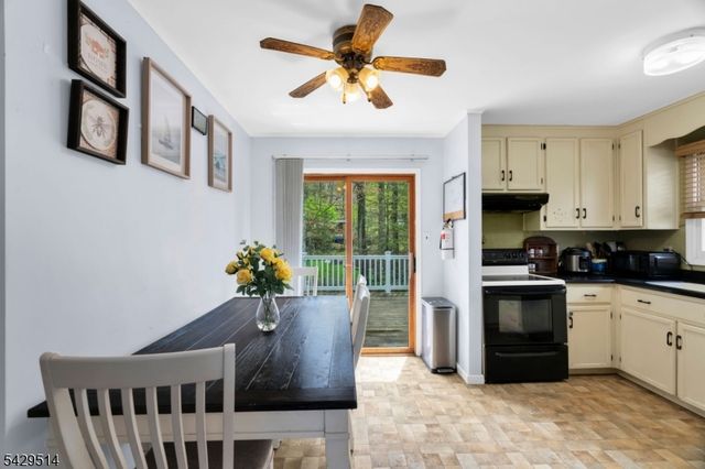 140 Papscoe Rd, West Milford Twp., NJ 07421