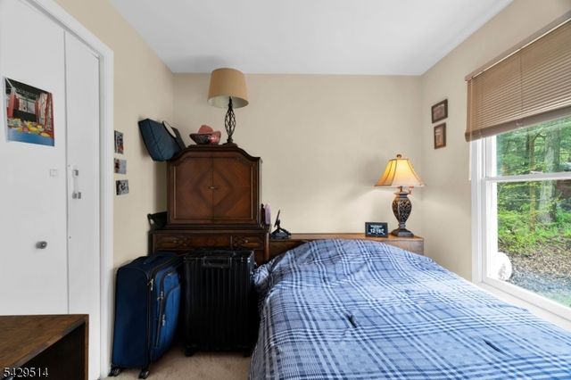 140 Papscoe Rd, West Milford Twp., NJ 07421