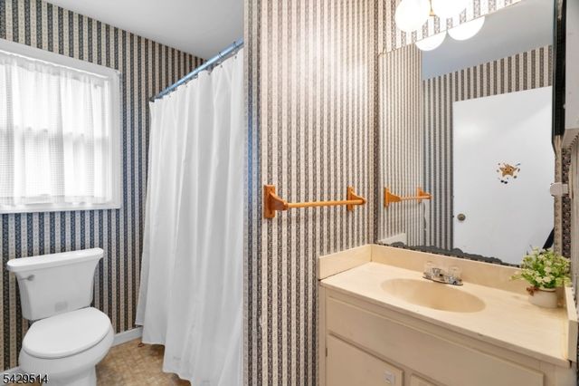 140 Papscoe Rd, West Milford Twp., NJ 07421