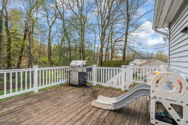 140 Papscoe Rd, West Milford Twp., NJ 07421