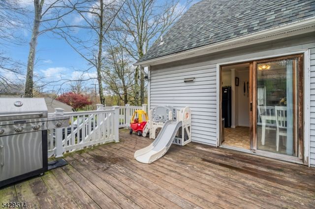 140 Papscoe Rd, West Milford Twp., NJ 07421
