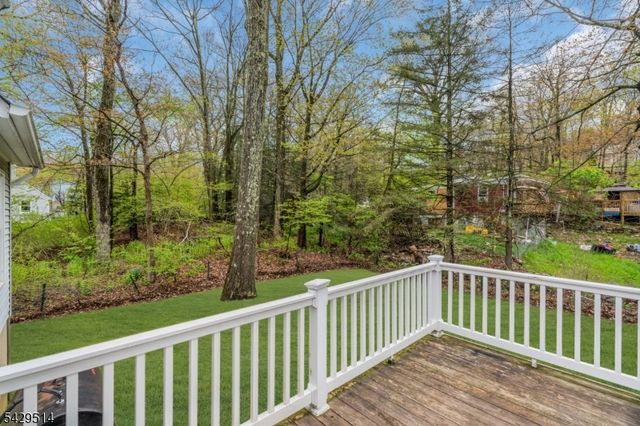140 Papscoe Rd, West Milford Twp., NJ 07421