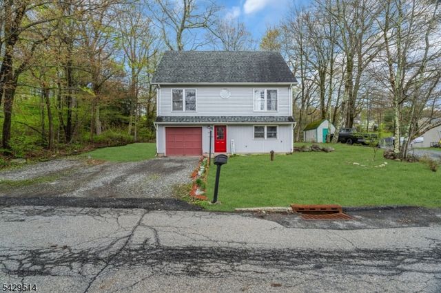140 Papscoe Rd, West Milford Twp., NJ 07421