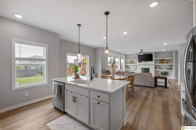 5213 Helwig Avenue, Papillion, NE 68046